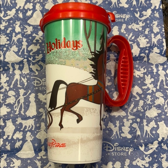 NWT Disney Parks Holiday Reusable Mug - Picture 2 of 3